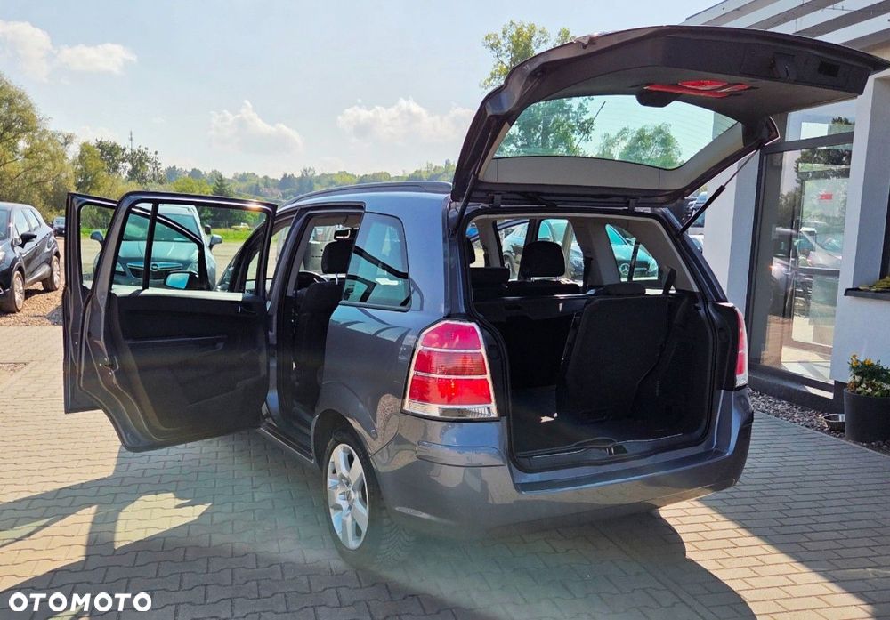 Opel Zafira - 31