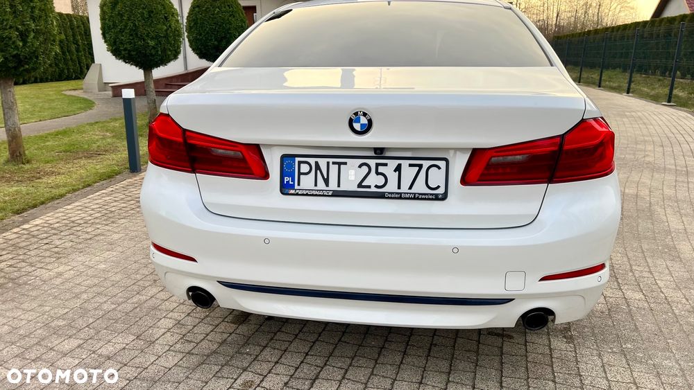 BMW Seria 5 520d xDrive Sport Line sport - 4
