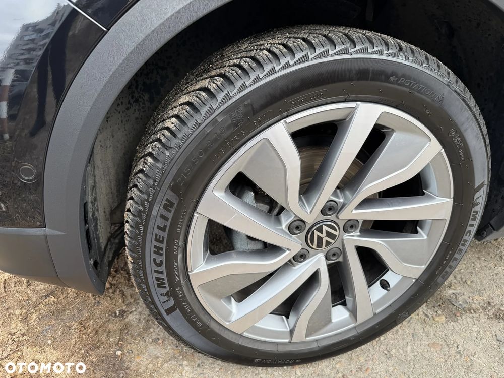 Volkswagen T-Roc - 13