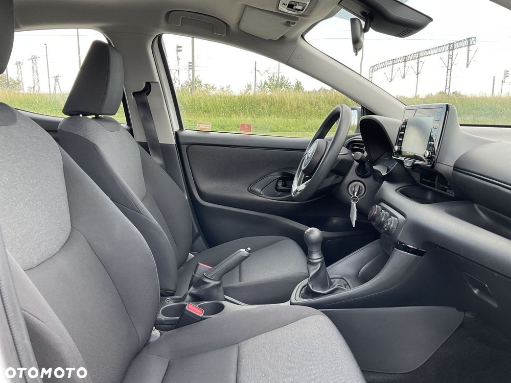 Toyota Yaris - 17