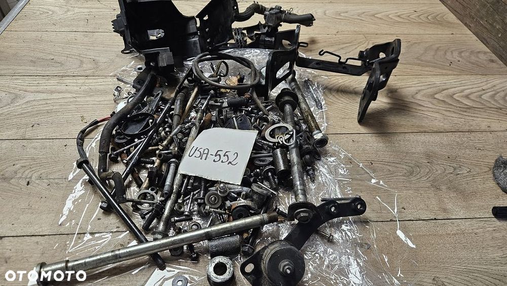 Śruba śruby uchwyt mocowanie Honda VT1300 CX Fury - 1