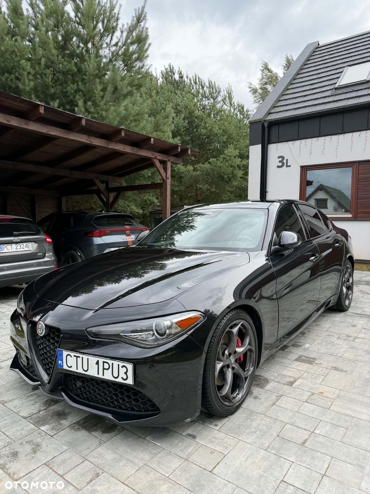 Alfa Romeo Giulia 2.0 Turbo 16V AT8 Veloce Ti - 26