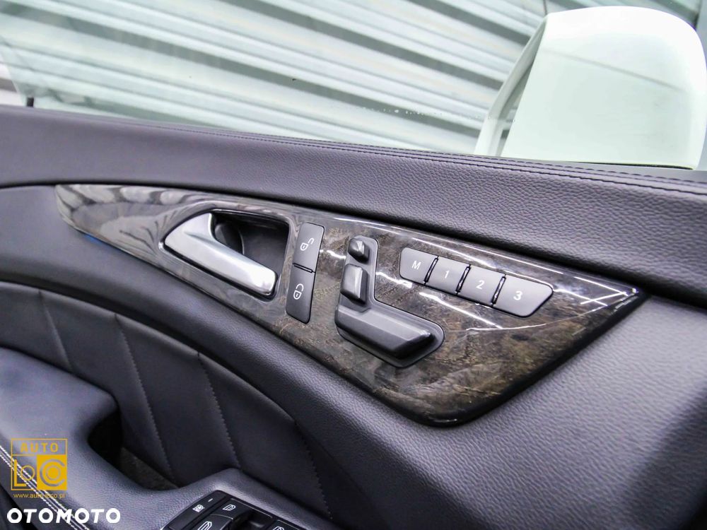 Mercedes-Benz CLS 350 CDI 4Matic 7G-TRONIC - 32