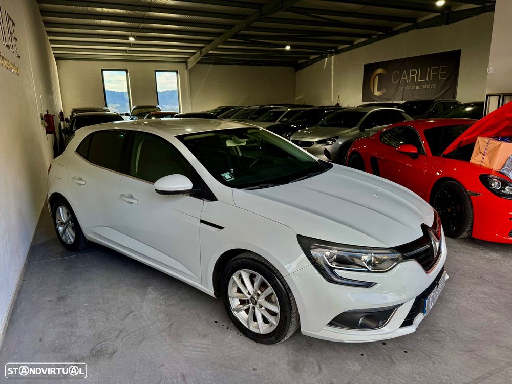 Renault Mégane ENERGY TCe 100 INTENS - 23
