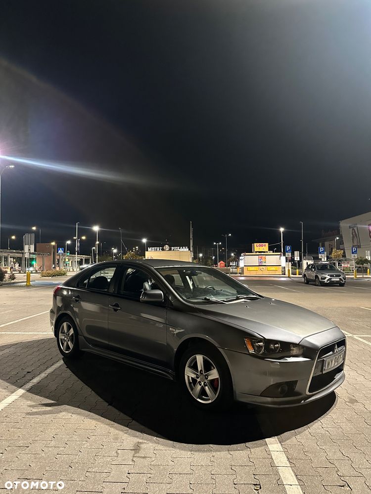 Mitsubishi Lancer 1.8 Intense - 22
