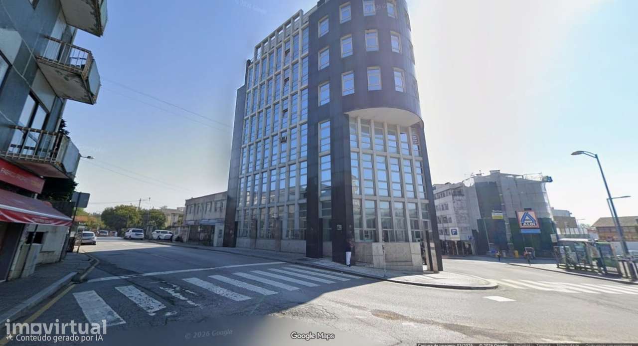 Loja 305 m2 no centro de Gondomar junto ao Souto - Grande imagem: 4/7