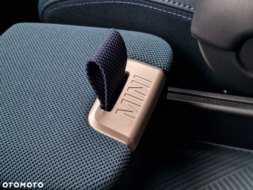 MINI Countryman - 16