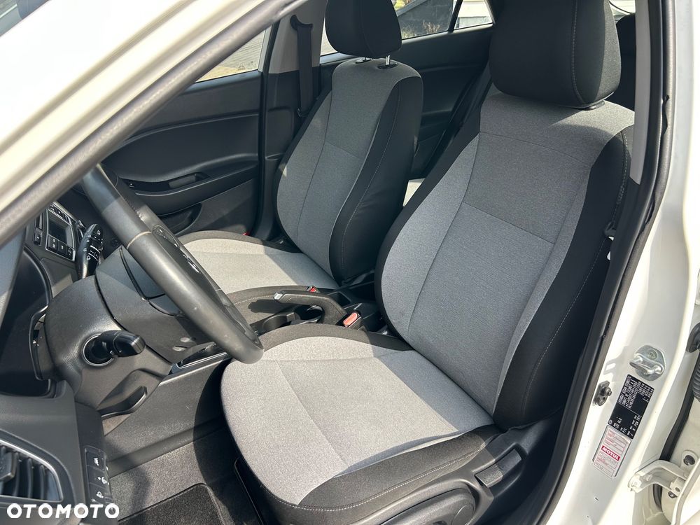 Hyundai i20 1.2 Passion - 15