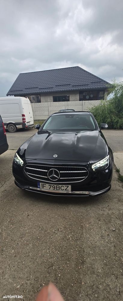 MERCEDES-BENZ E-Class 2022