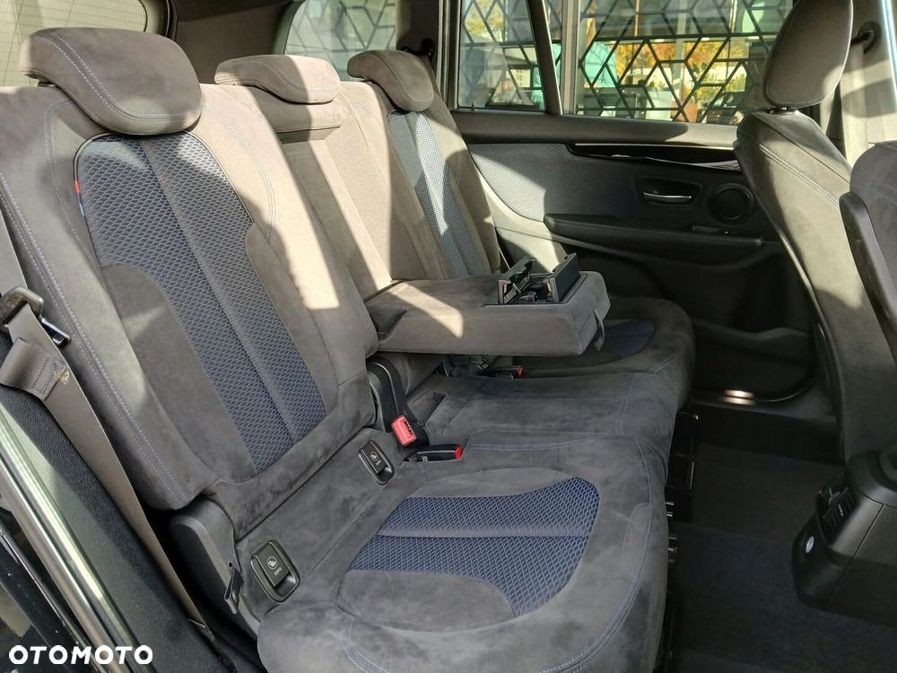BMW Seria 2 218d GT M Sport - 24
