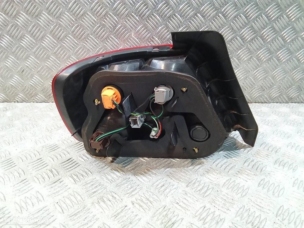 FAROLIM TRASEIRO DIREITO HONDA ACCORD VI 2001 -2VP23603712 - 2