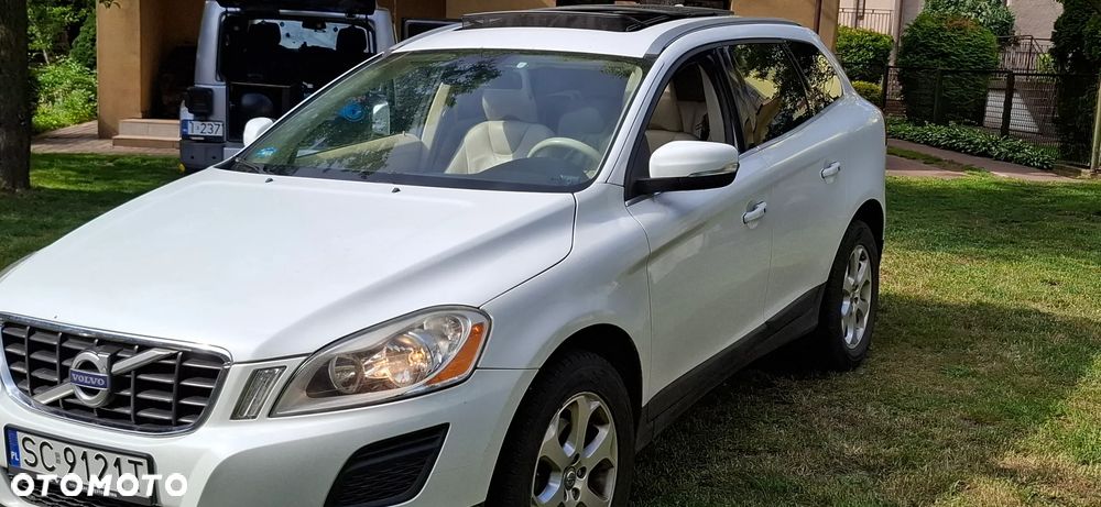 Volvo XC 60 3.2 AWD Kinetic - 3