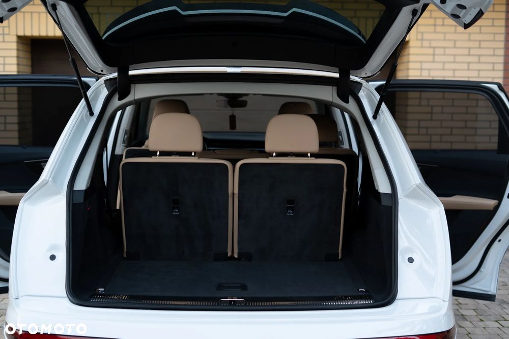 Audi Q7 55 TFSI mHEV Quattro S Line Tiptr - 27