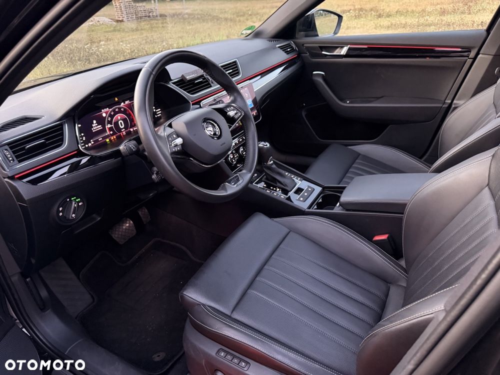 Skoda Superb 2.0 TDI SCR 4x4 L&K DSG - 17