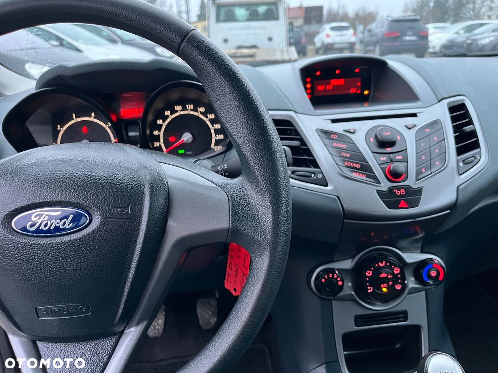 Ford Fiesta 1.25 Viva - 11