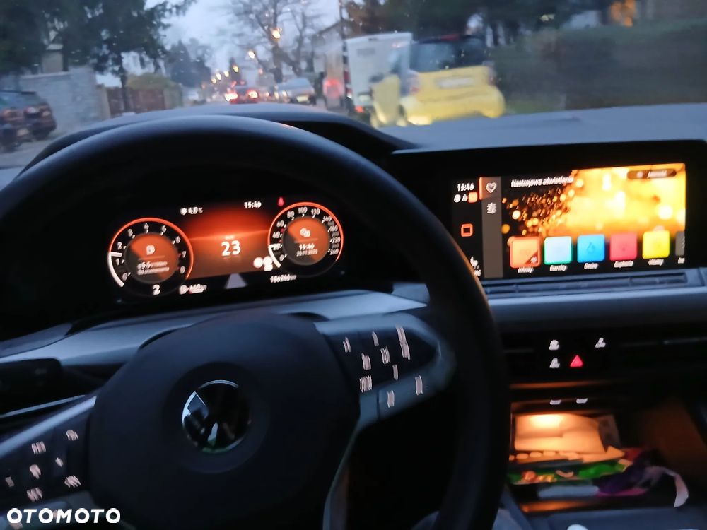 Volkswagen Golf - 17