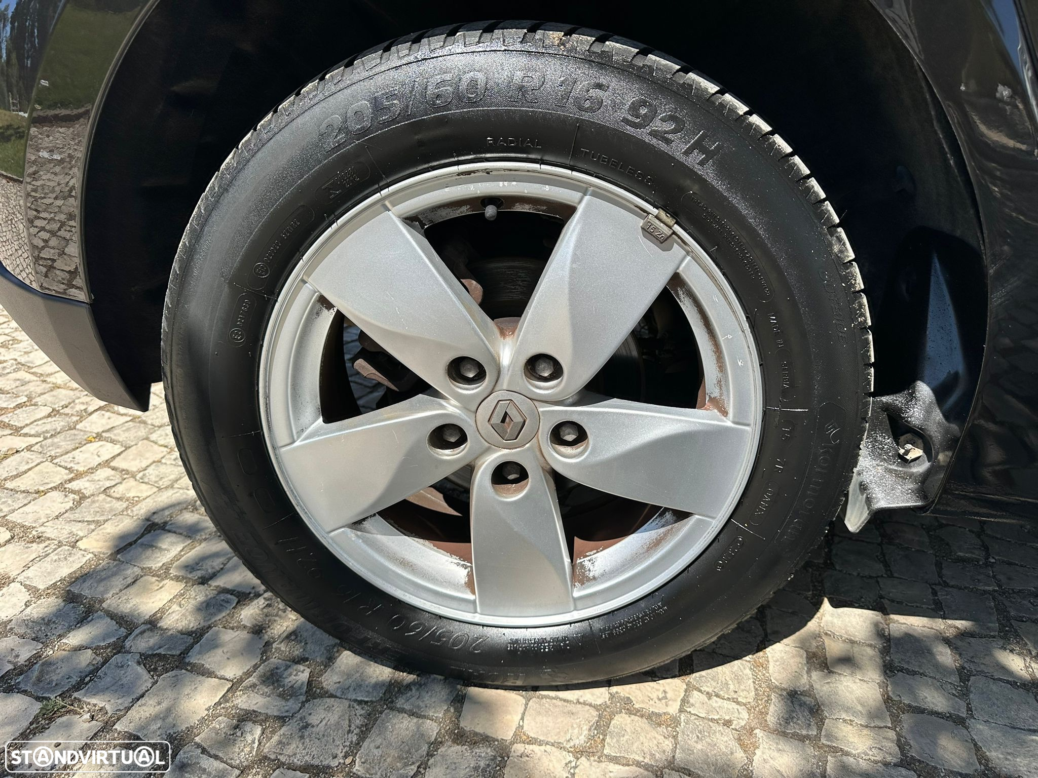 Renault Scénic 1.5 dCi Dynamique S - 17