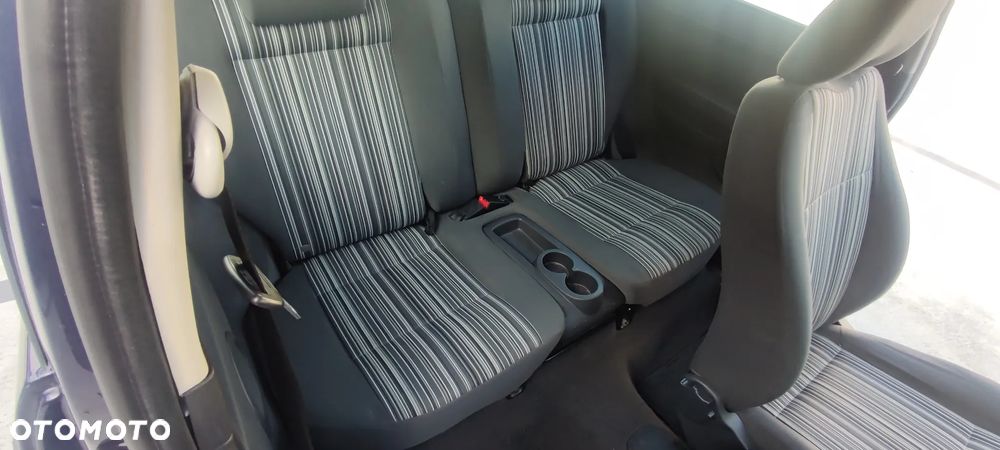 Volkswagen Fox 1.2 - 23