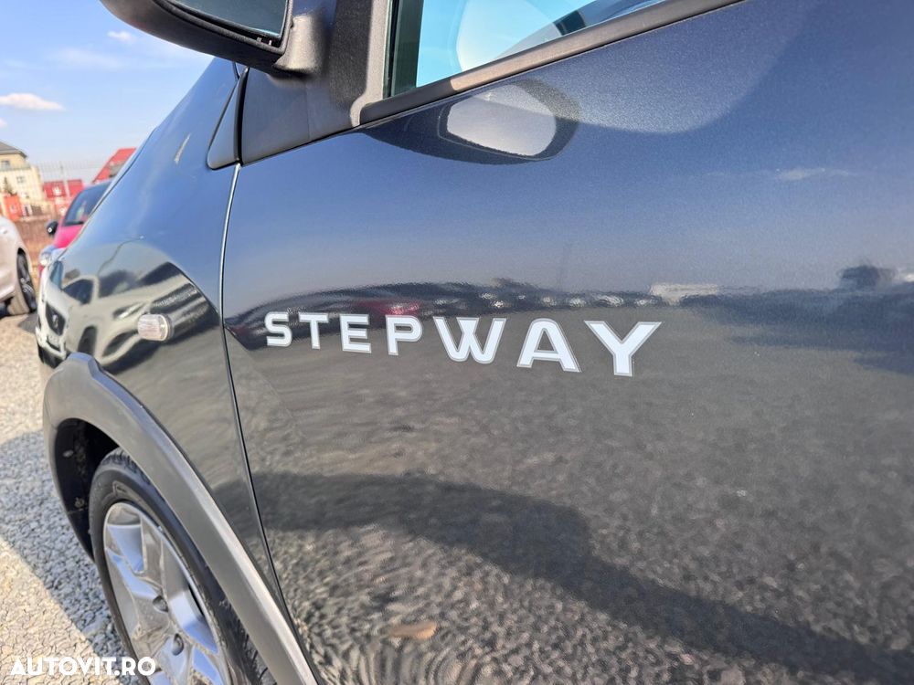 Dacia Lodgy 1.5 Blue dCi Stepway - 8