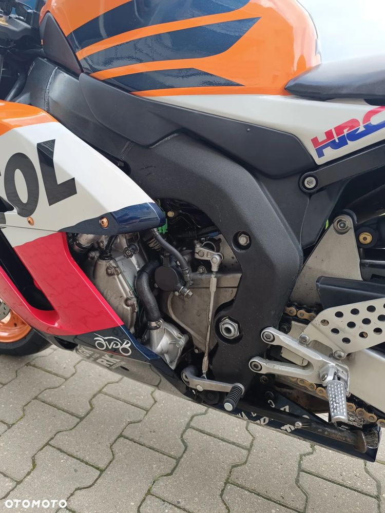 Honda CBR - 9
