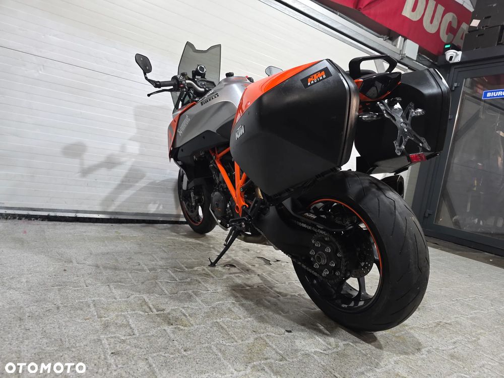 KTM Super Duke - 18
