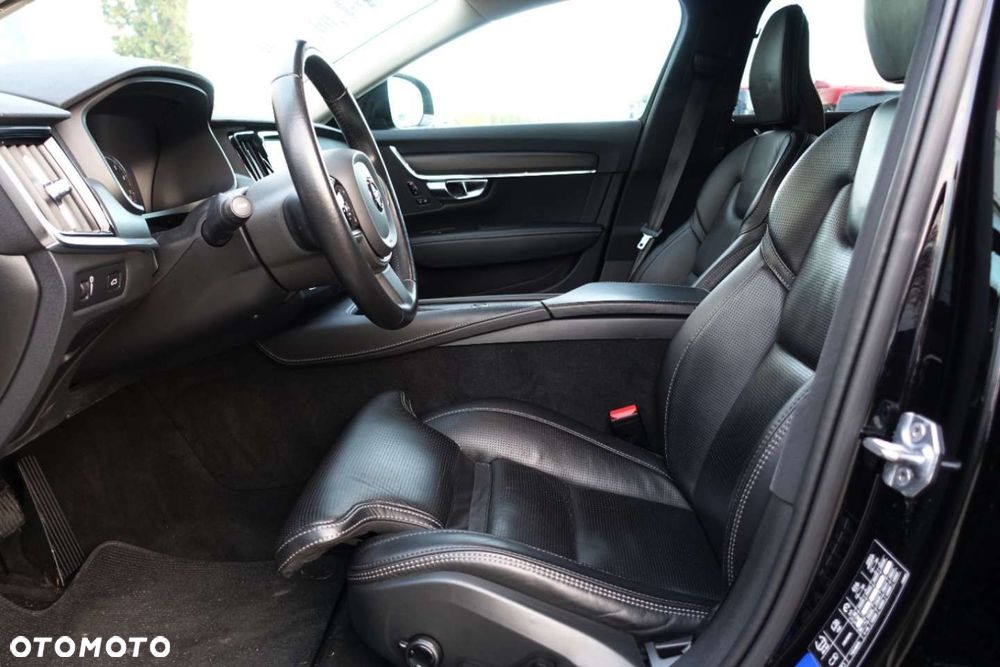 Volvo V90 Cross Country T5 AWD Pro - 13