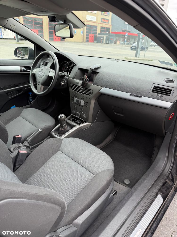 Opel Astra - 14