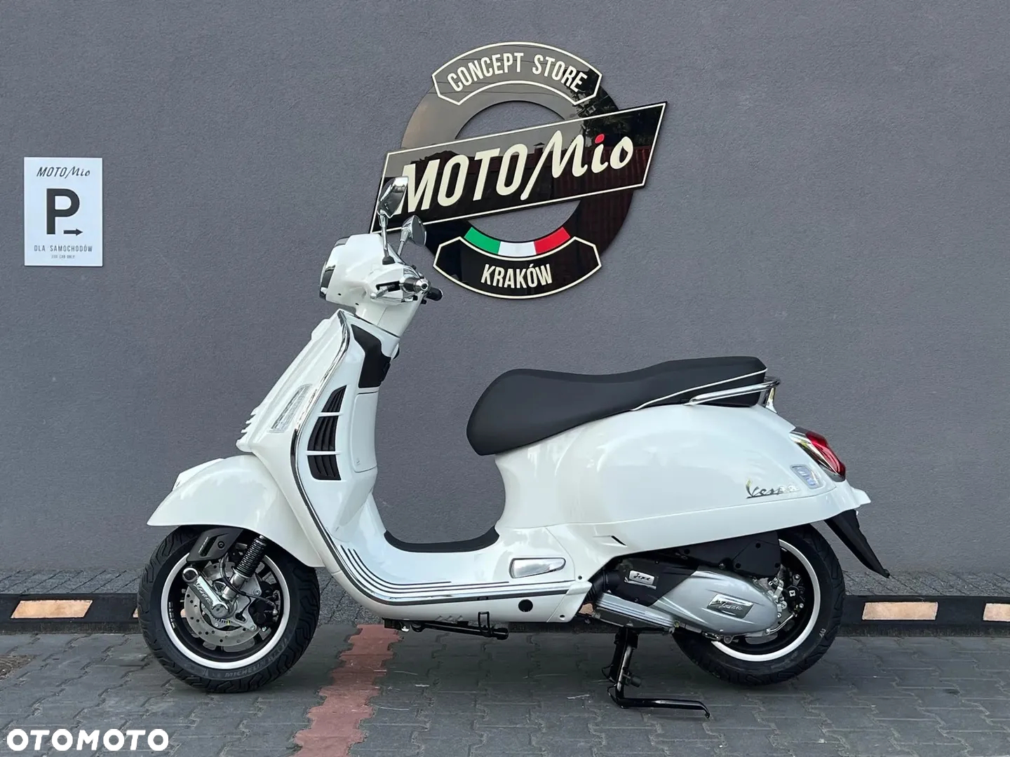 Vespa GTS - 2
