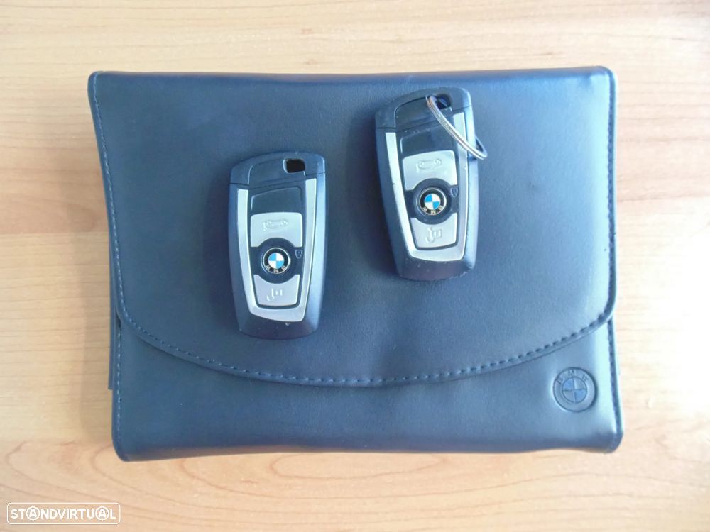 BMW 116 d Line Urban Auto - 36