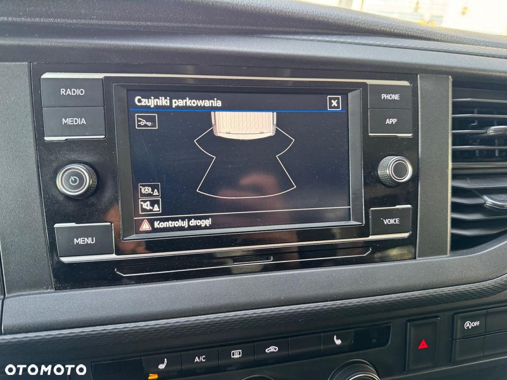 Volkswagen Transporter - 24