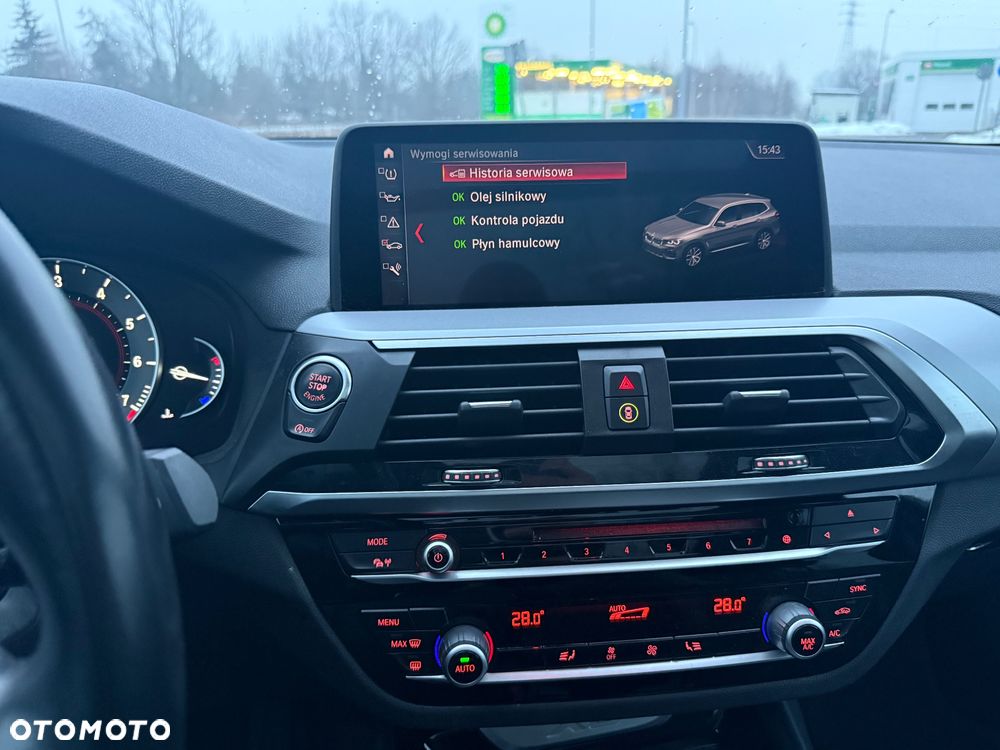 BMW X3 xDrive20i sport - 28