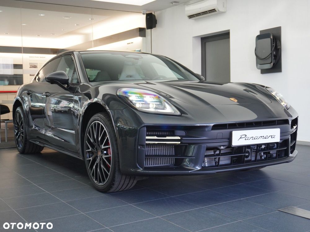 Porsche Panamera 4S E-Hybrid PHEV - 8