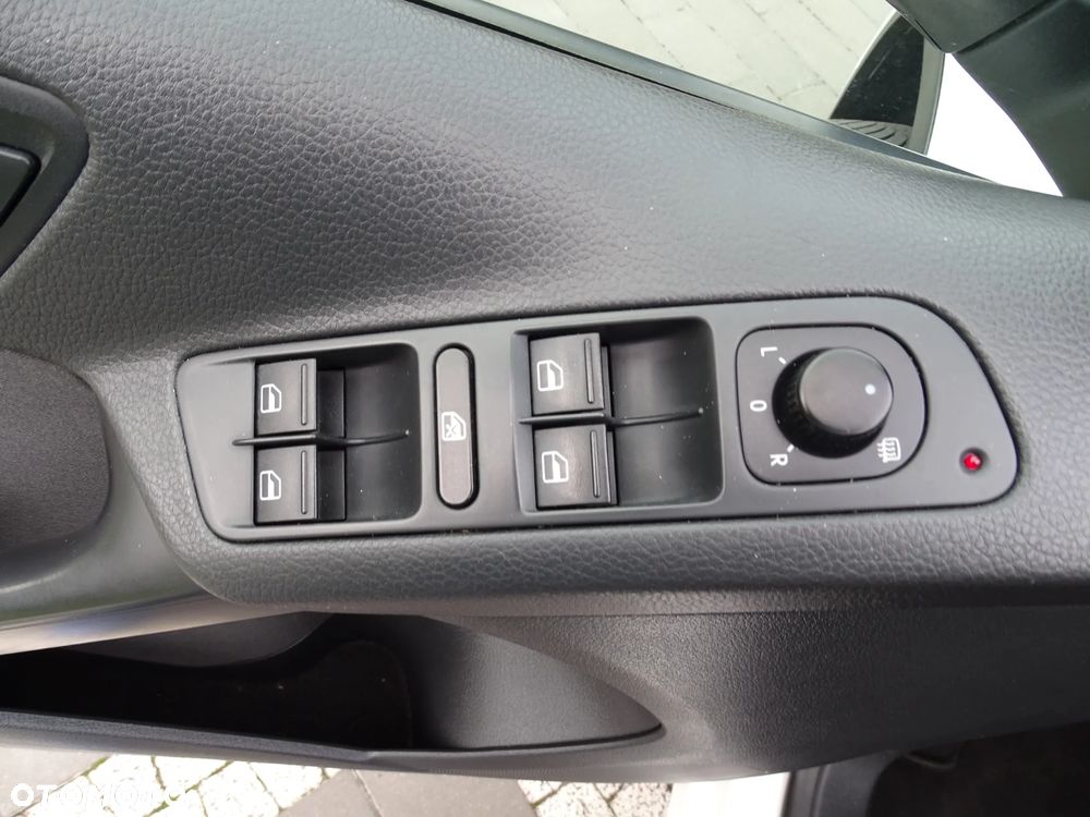 Volkswagen Tiguan - 17