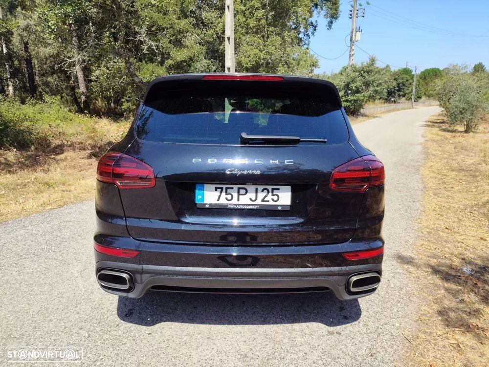 Porsche Cayenne 3.0 V6 - 13