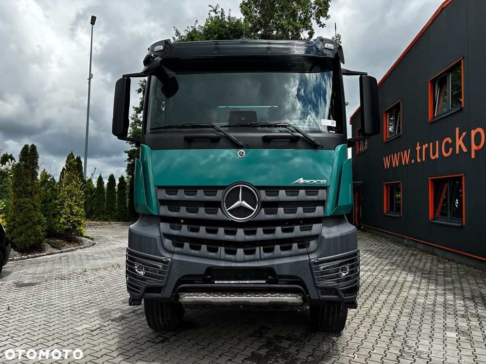 Mercedes-Benz AROCS 3351 6x6 WYWROTKA TRÓJSTRONNA Z BORDMATIKIEM - 2