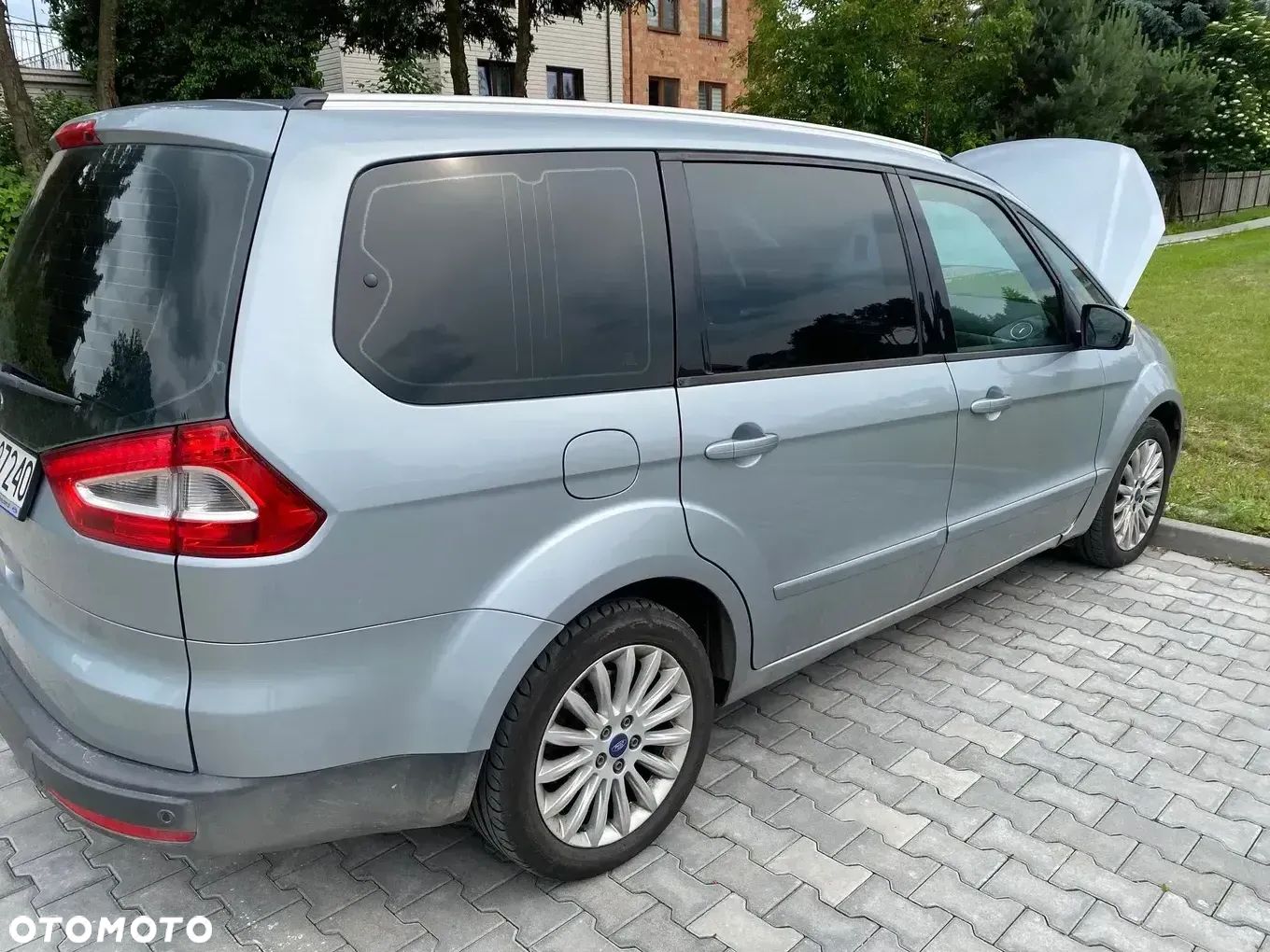 Ford Galaxy - 1