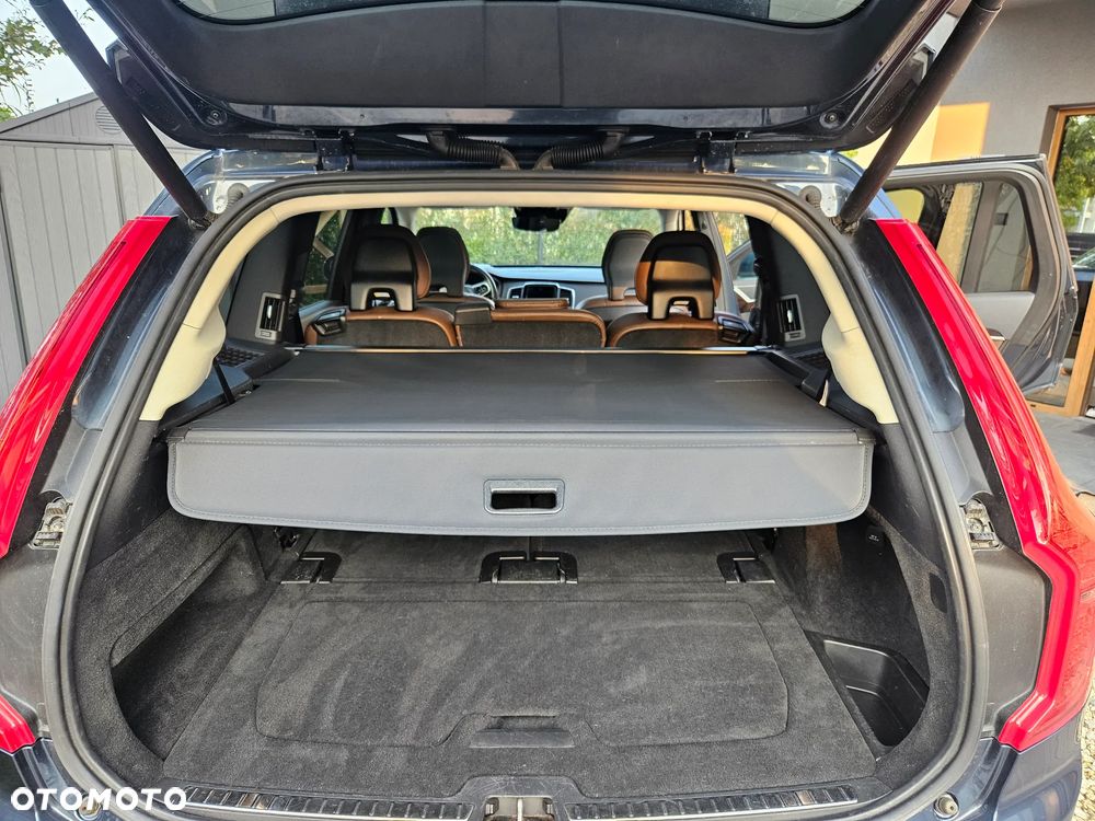 Volvo XC 90 T6 AWD Momentum Pro 7os - 18