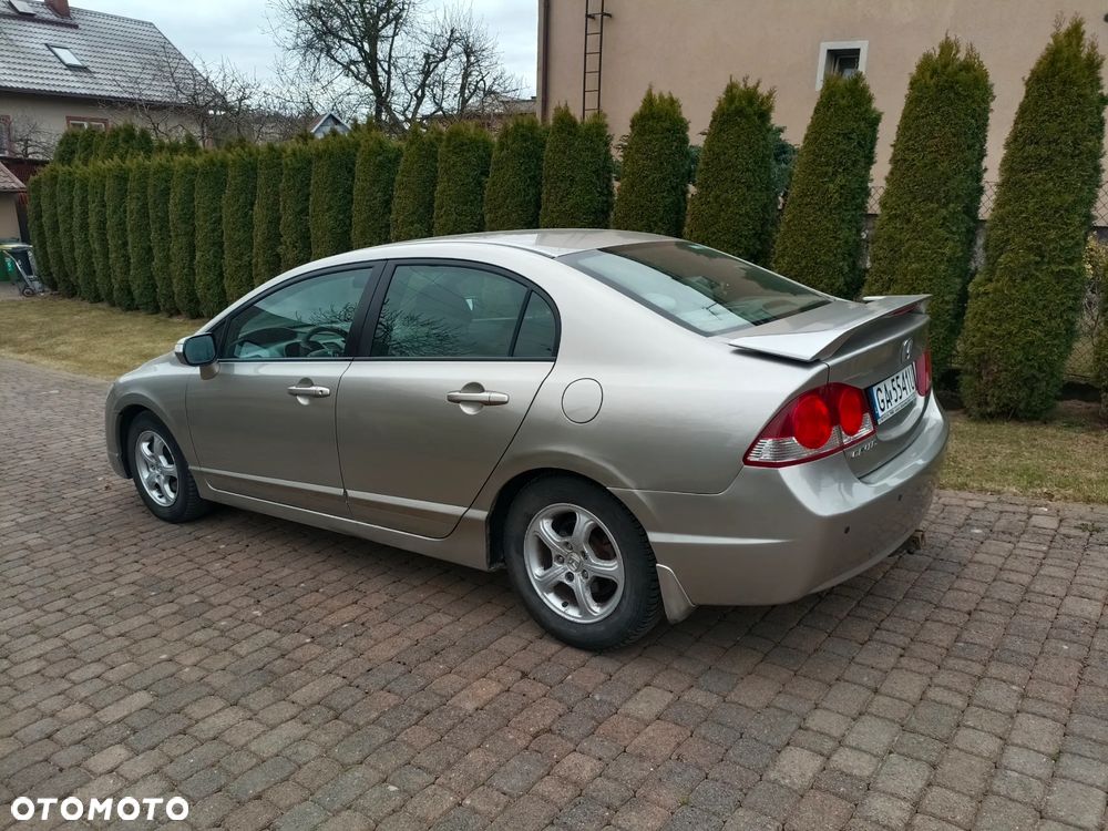 Honda Civic 1.8 Comfort - 2