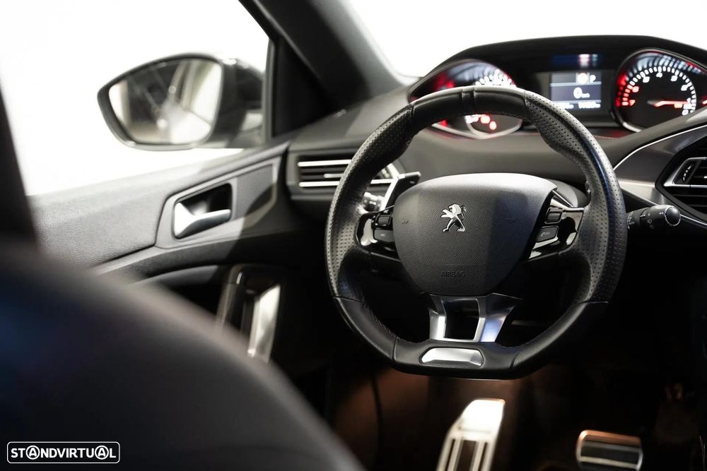 Peugeot 308 SW - 11