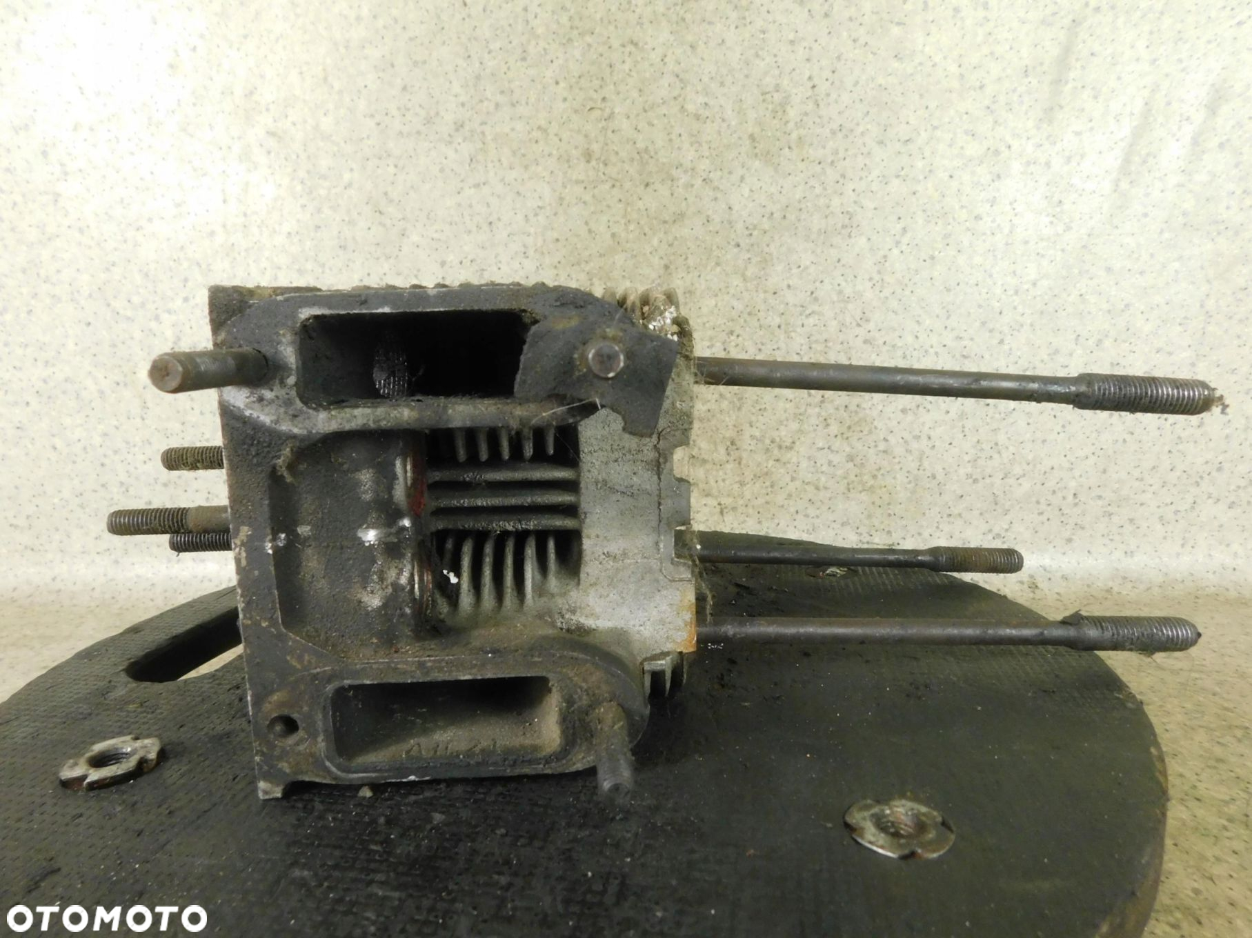 9760Kz Rr350 Głowica Silnika Deutz Linde H30 F4L19 - 14