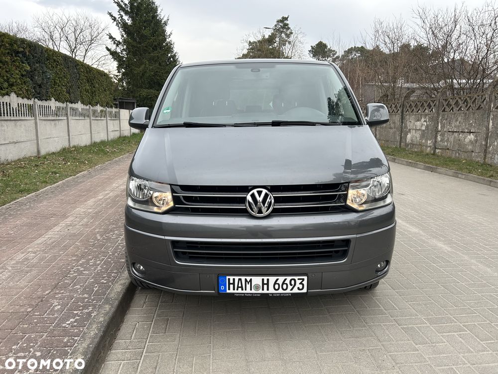 Volkswagen Multivan - 2