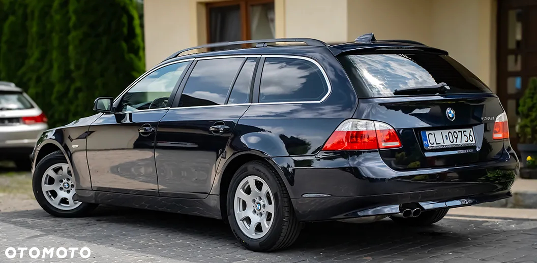 BMW Seria 5 530i Touring - 21