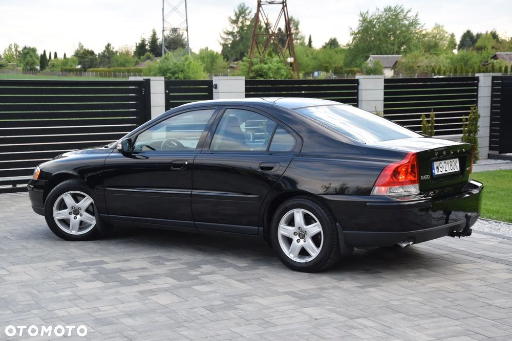 Volvo S60 2.5 T Kinetic - 14