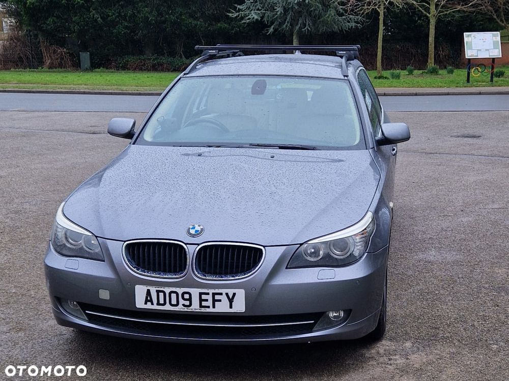BMW Seria 5 2009 photo 2