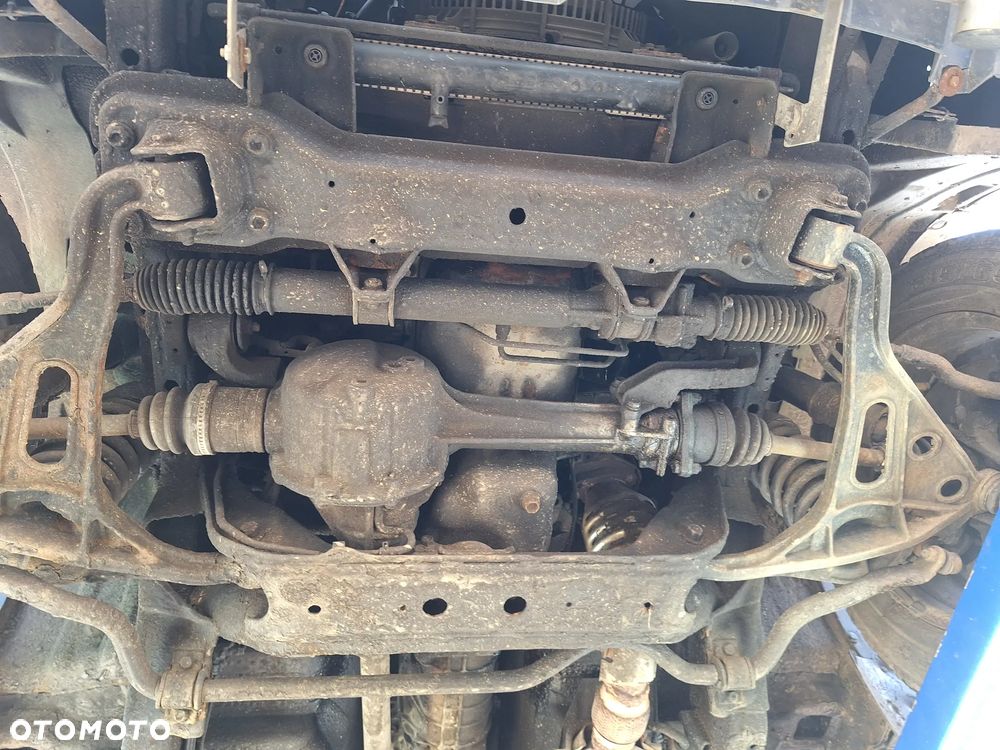 Suzuki Grand Vitara 2.0 - 6