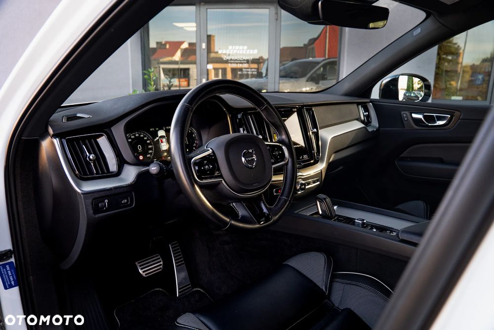 Volvo XC 60 T4 Inscription - 12