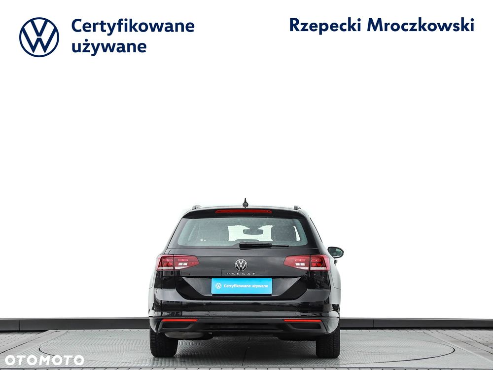 Volkswagen Passat Variant 1.5 TSI EVO Business DSG - 6