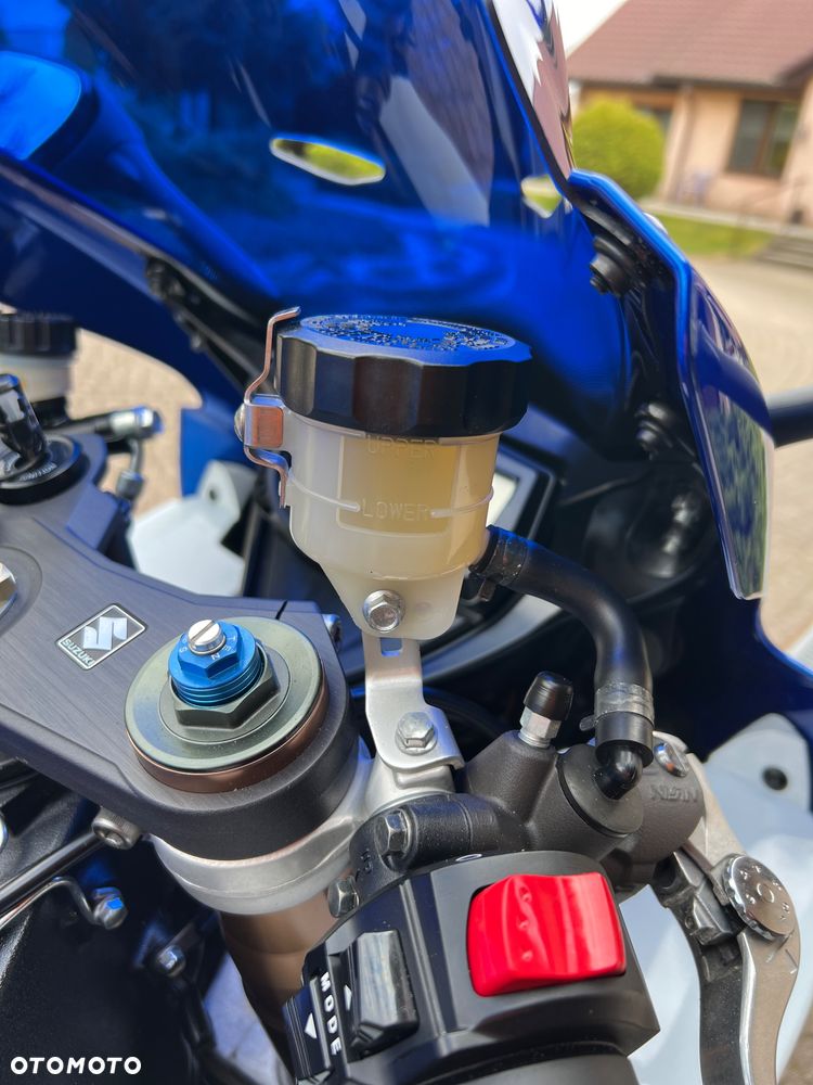 Suzuki GSX-R - 33