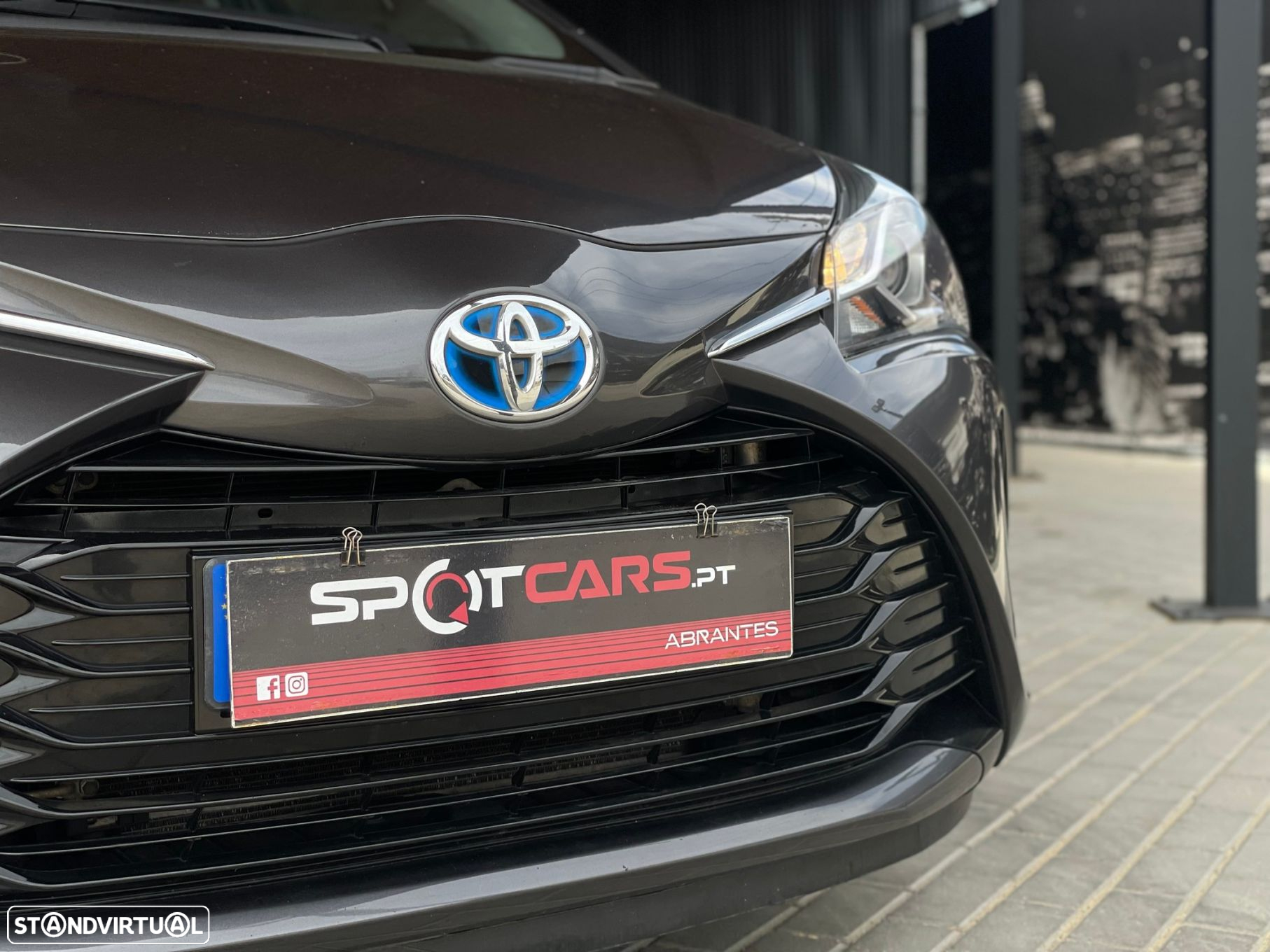 Toyota Yaris 1.5 HSD Comfort - 2