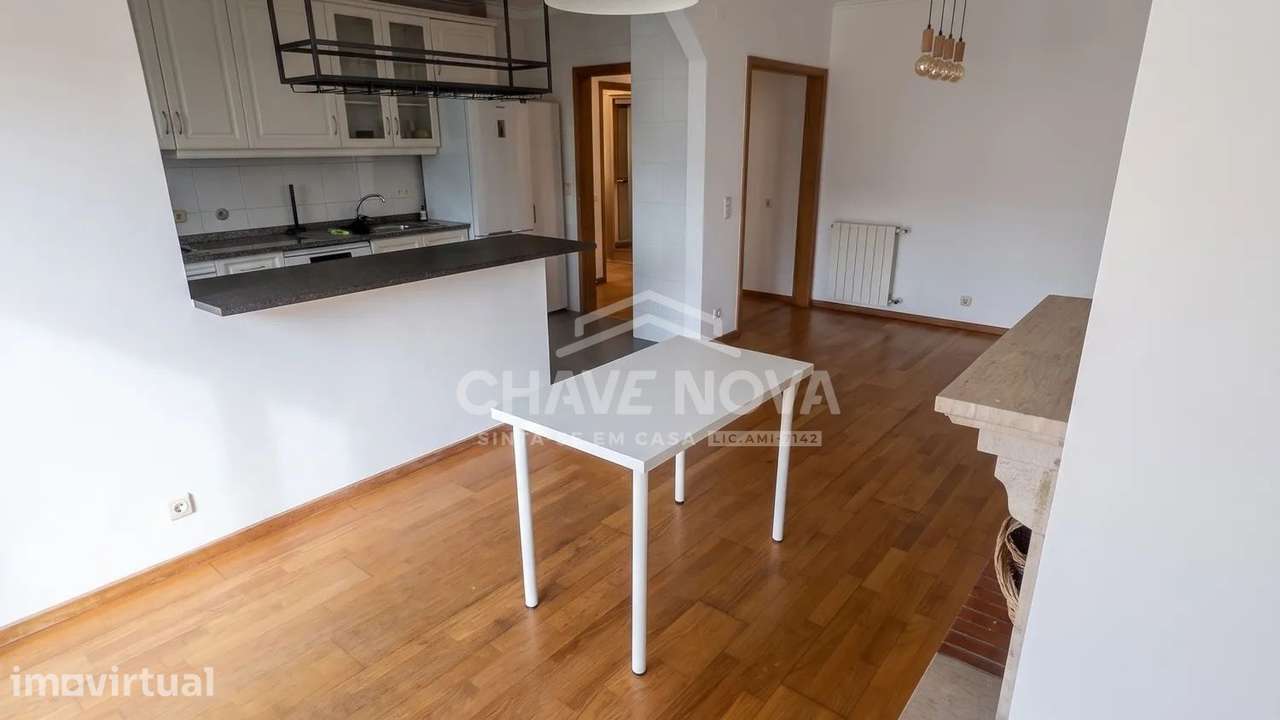 PS - Apartamento T2 c/ Garagem Box em Vilar do Paraíso - Grande imagem: 4/27